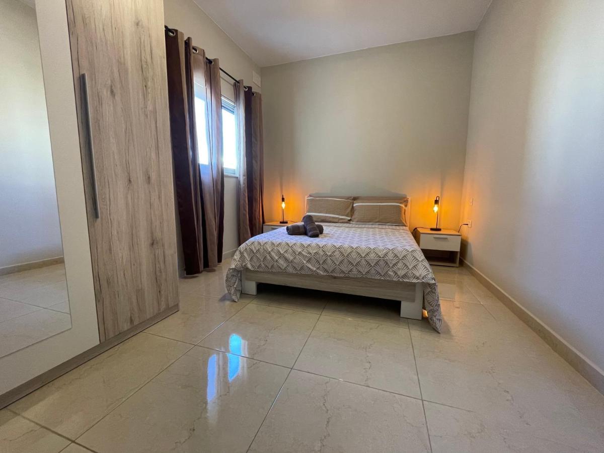 Verdi Apartment - Spacious Modern Apartment, Close To Valletta Santa Vennera Екстериор снимка